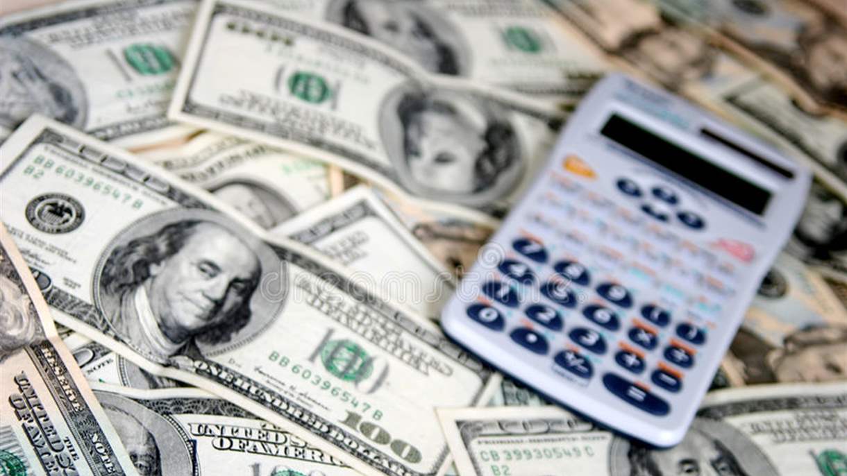   خطة إعادة الودائع تدخل مرحلة الحسم.. فهل يقتنع المودعون؟