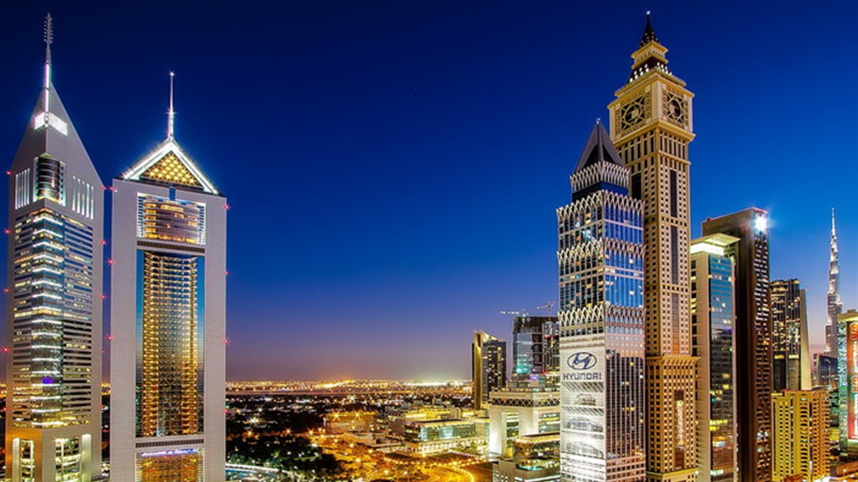 الإمارات تفرض على الشركات مدراء من السيدات