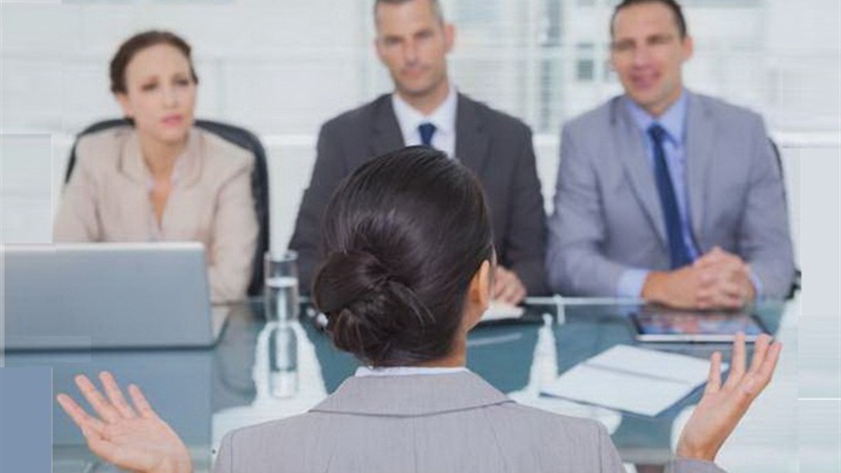 أكاذيب قد تساعدك في الحصول على الوظيفة
