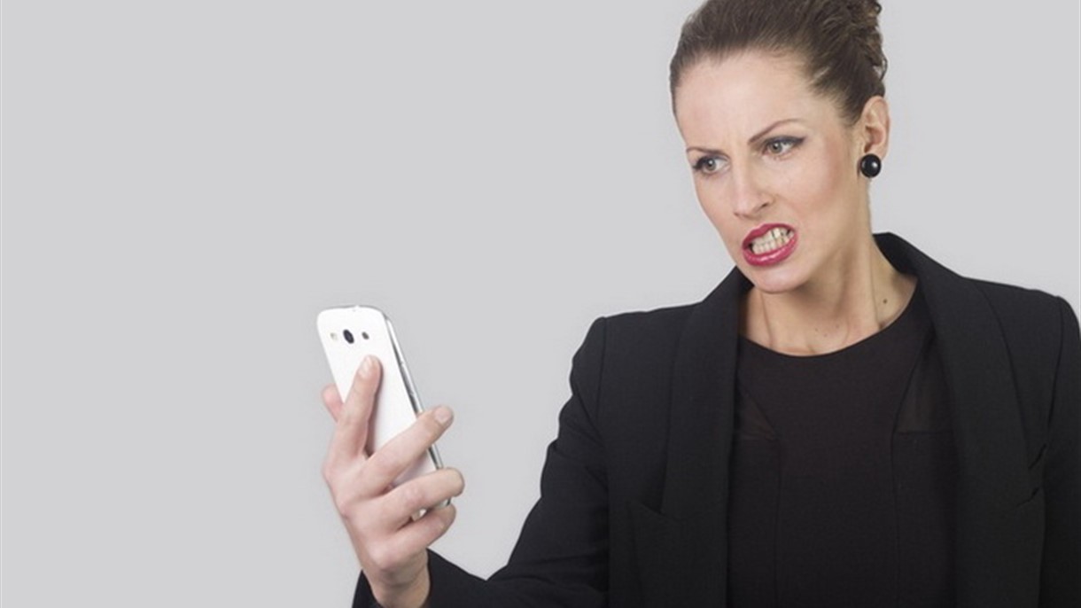 هذه العلامات تدلّ على خراب هاتفك