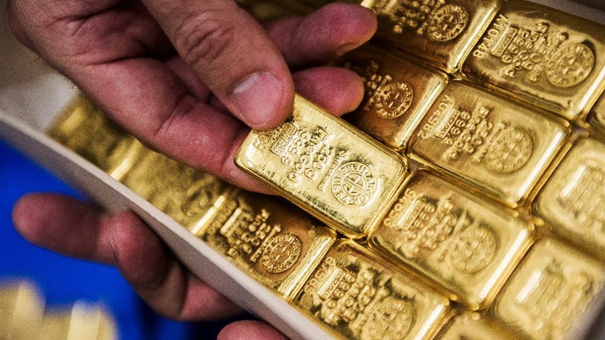 الذهب اليوم عند أعلى مستوياته في شهر