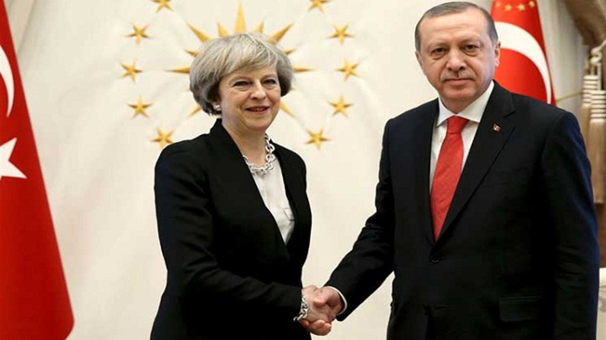 تيريزا ماي في تركيا وتعاون تجاري مهم