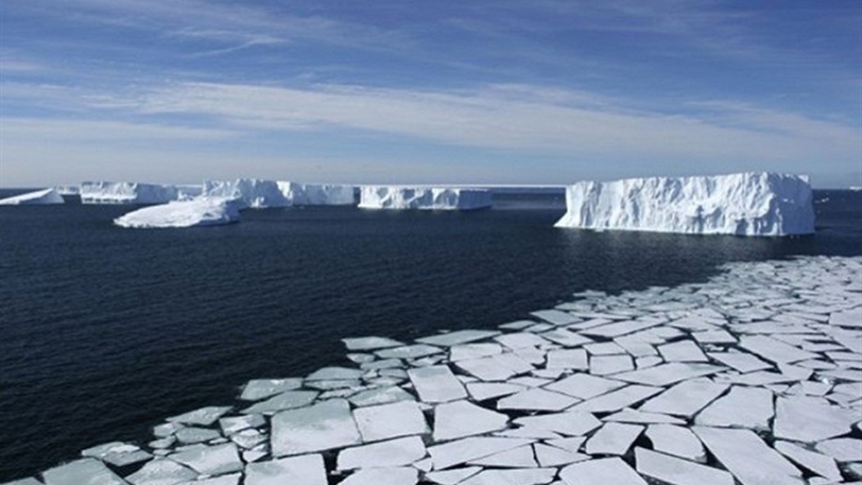 جليد البحار في أنتركتيكا الى انخفاض