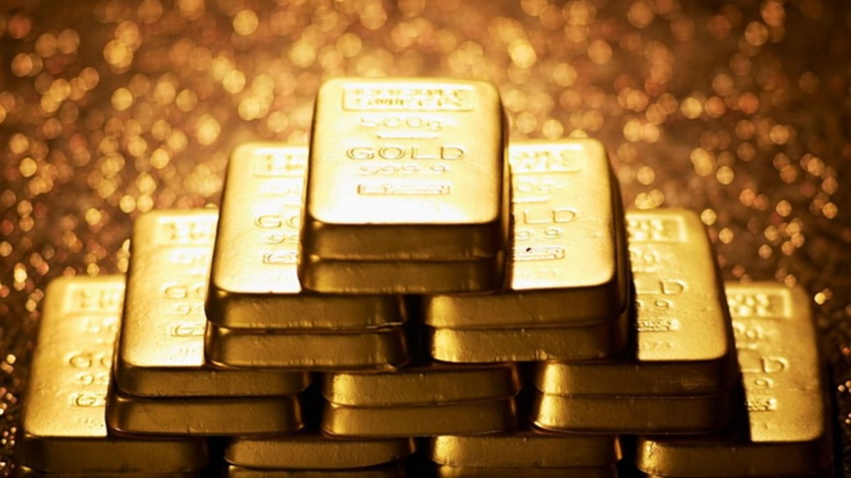 الدولار يضغط على أسعار الذهب