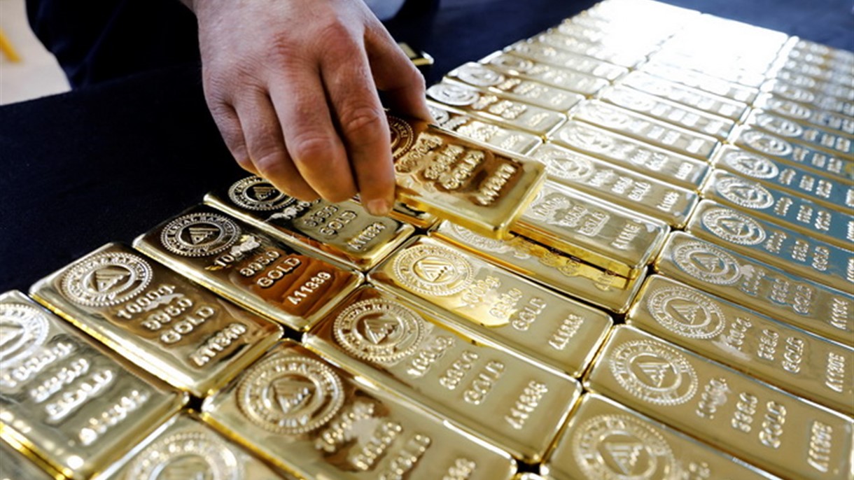 الذهب يتأثر بتعافي الدولار