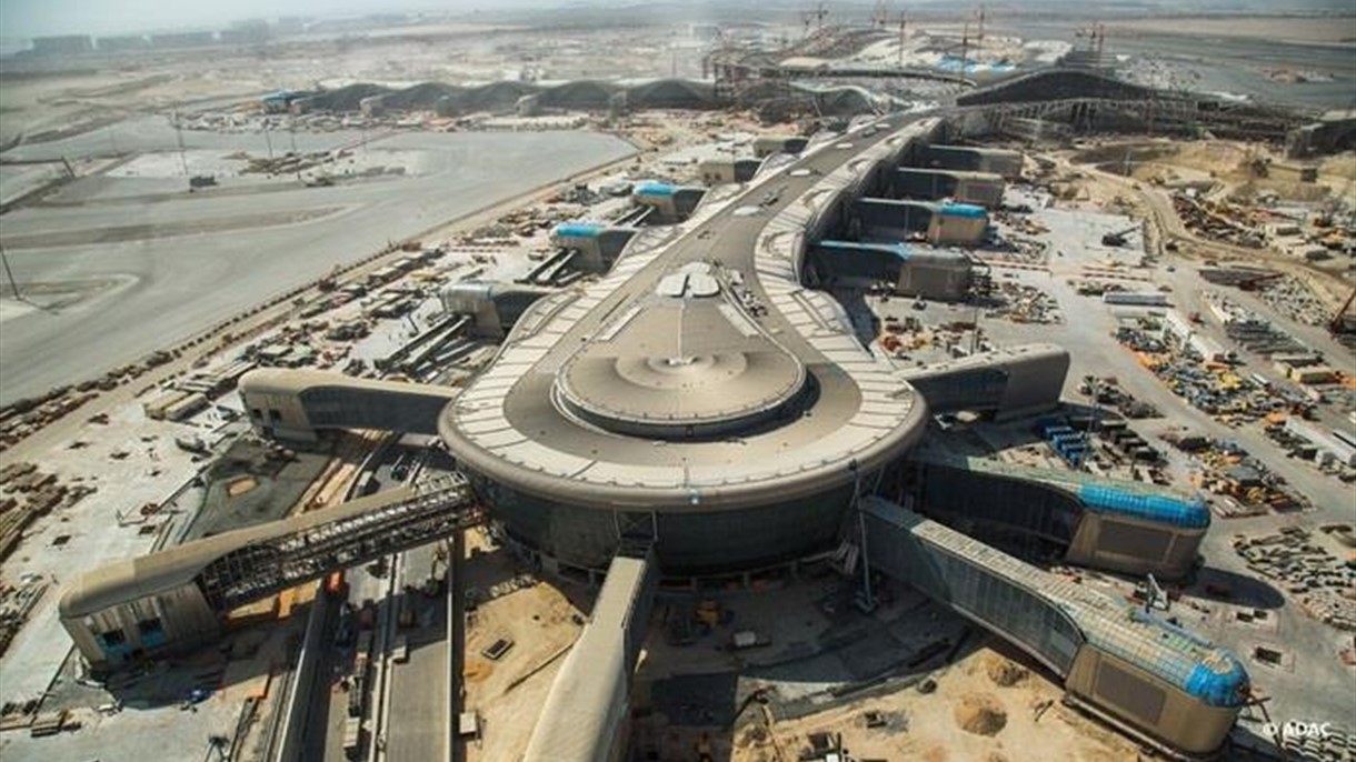 8 أشهر من النمو تشهدها مطارات أبو ظبي