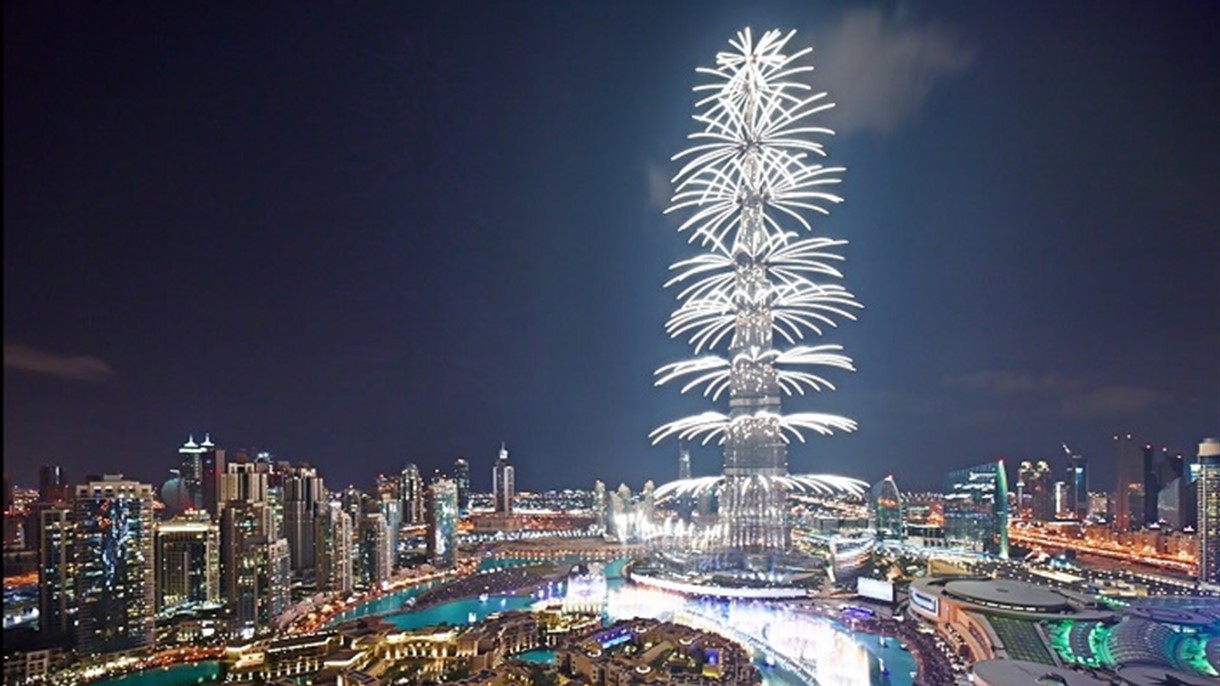 الـ Light Up بدلاً من الألعاب النارية بمحيط برج خليفة