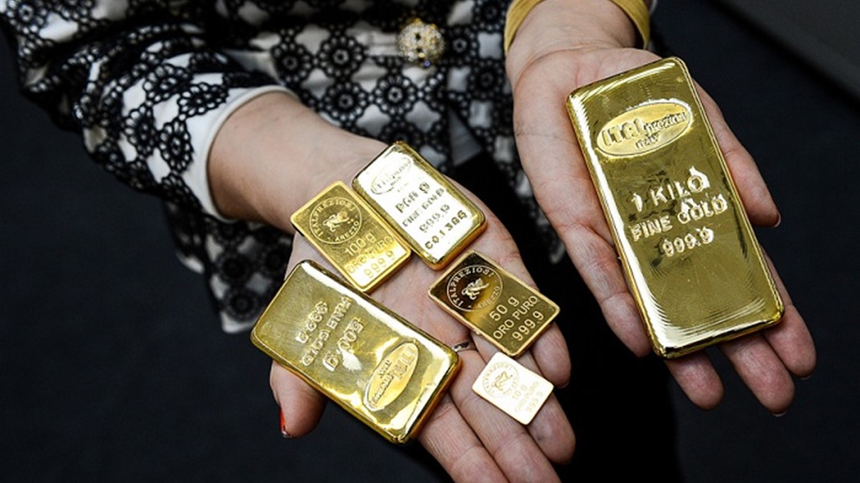 أسعار الذهب بين الانخفاض والاستقرار