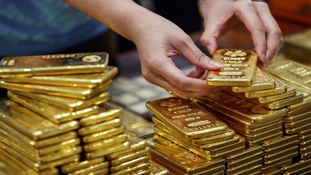 الذهب يرتفع قبيّل صدور البيانات الأميركية
