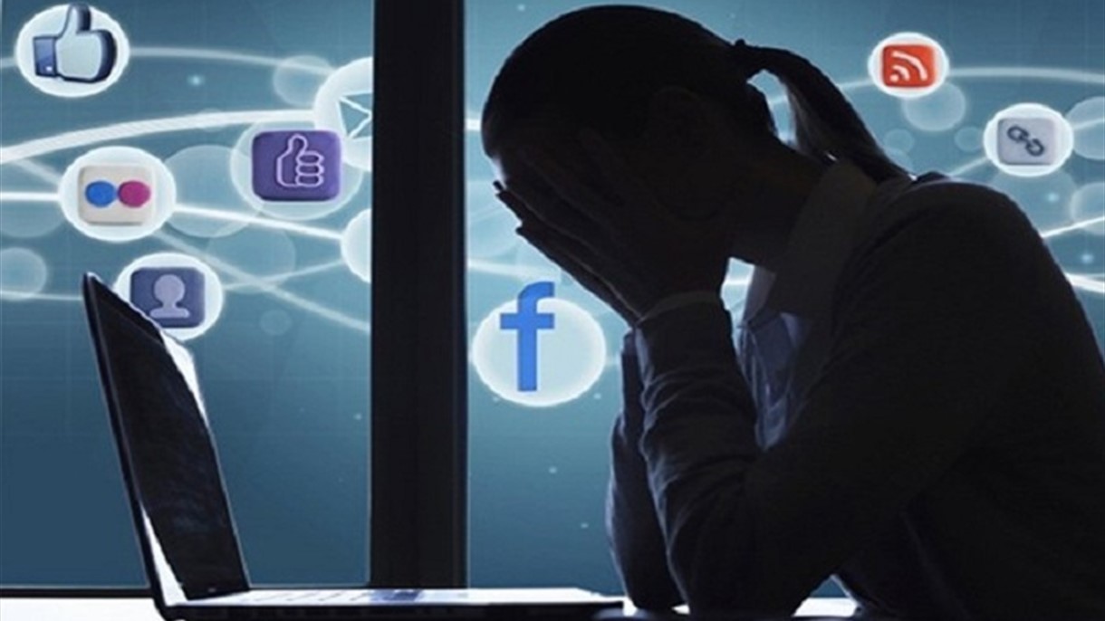 ما هي علاقة وسائل التواصل الاجتماعي بالاضطرابات النفسية؟