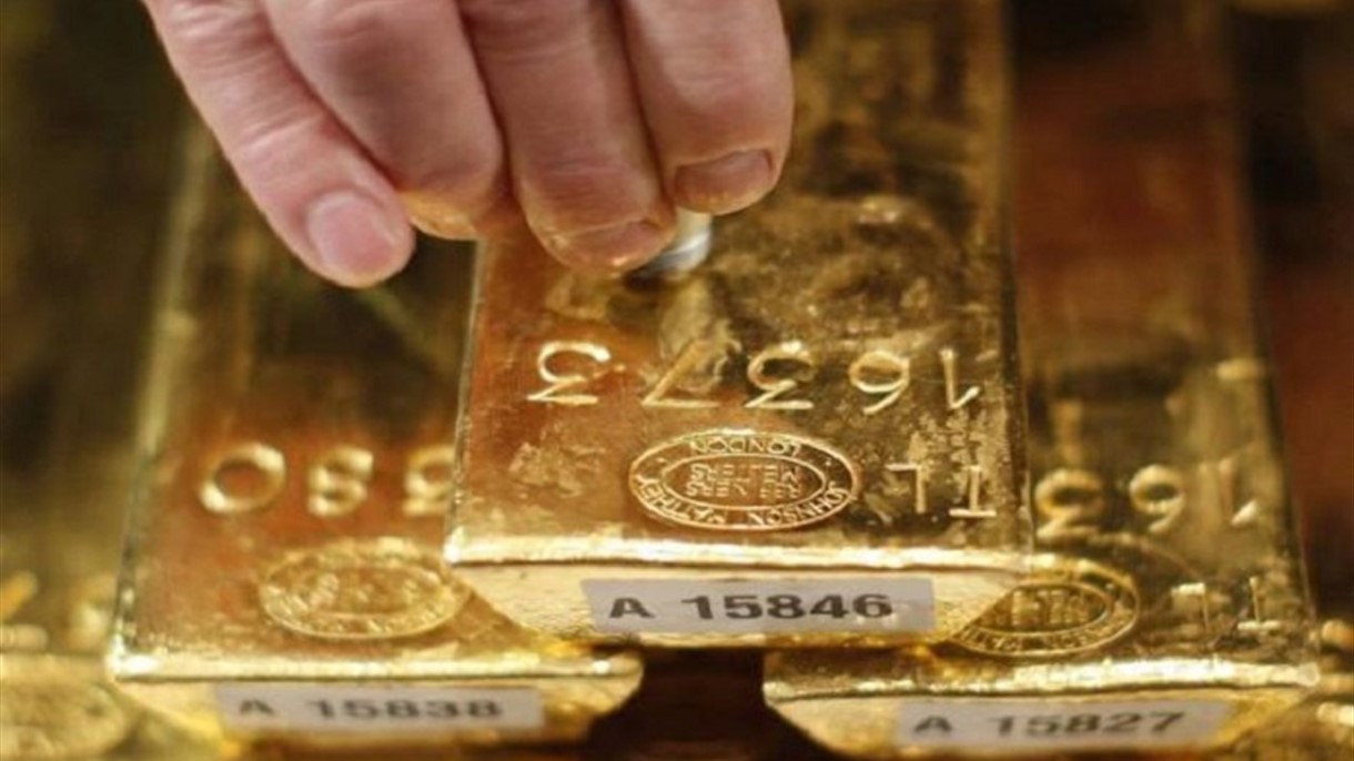 التعريفات الجمركية الجديدة تخفض أسعار الذهب