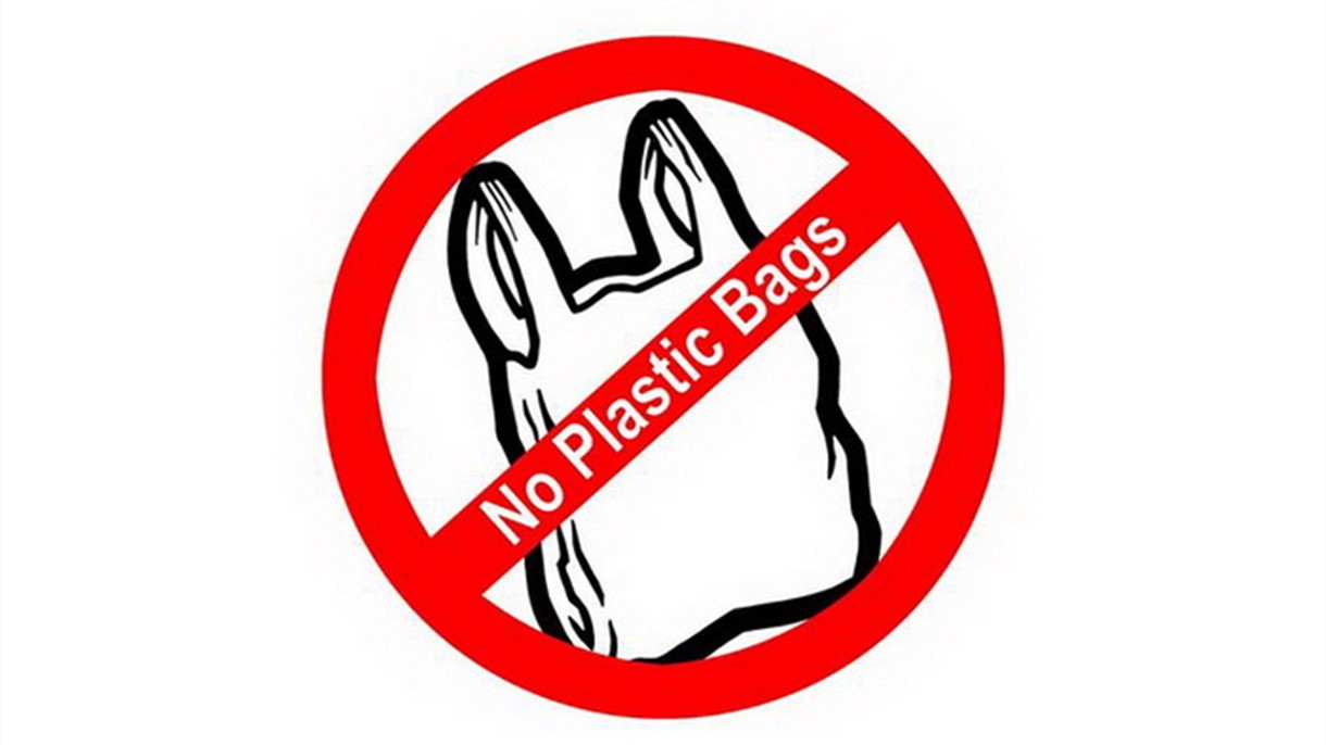 كاليفورنيا ستوقف استخدام أكياس البلاستيك