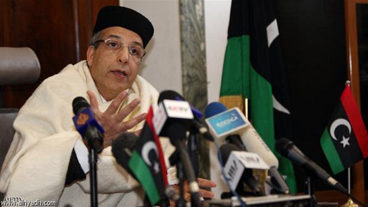 لماذا أُقيل حاكم مصرف ليبيا المركزي ؟
