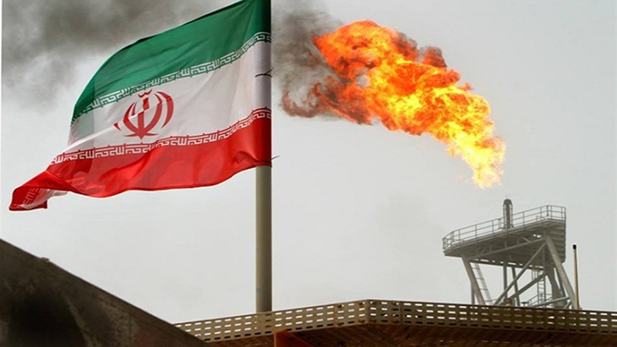 إيران تقول ان انخفاض سعر النفط حيلة من الغرب