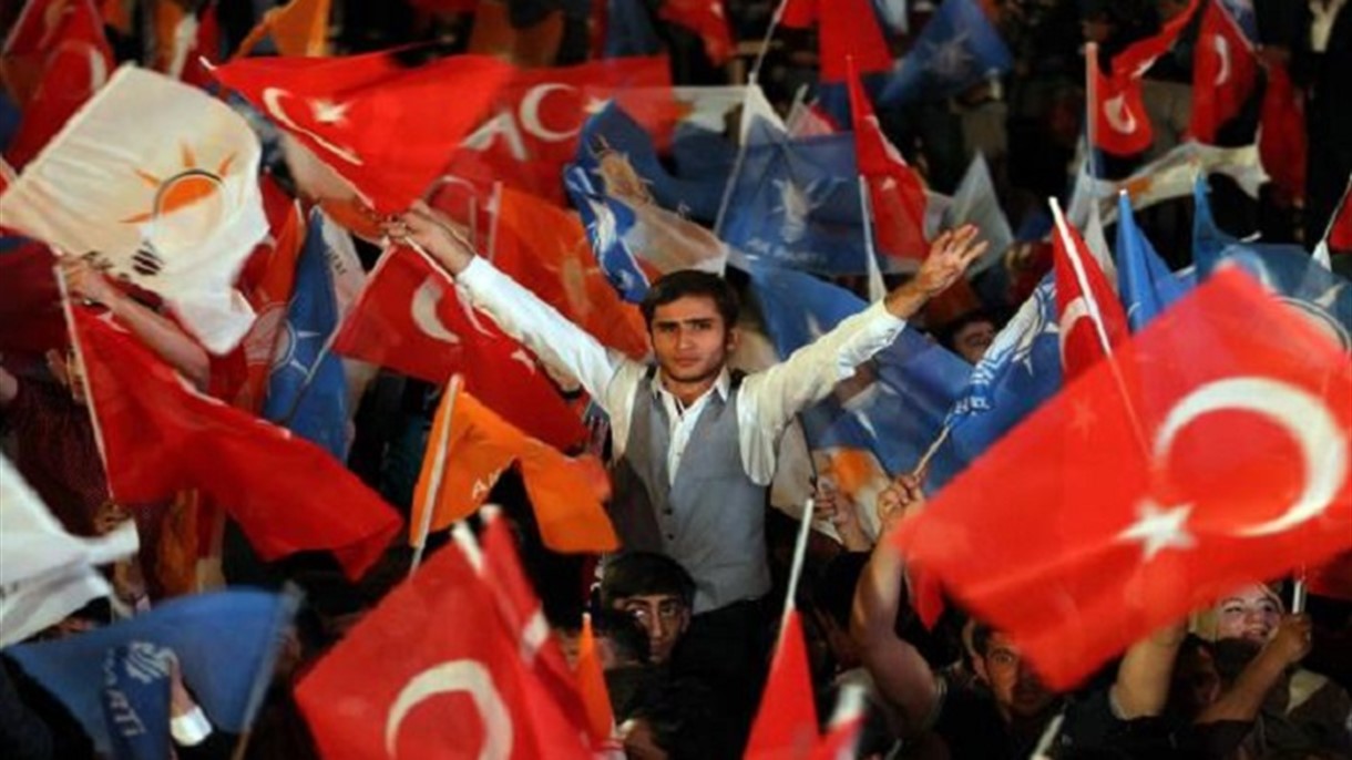 قيمة الليرة التركية ترتفع بعد نتائج الإنتخابات
