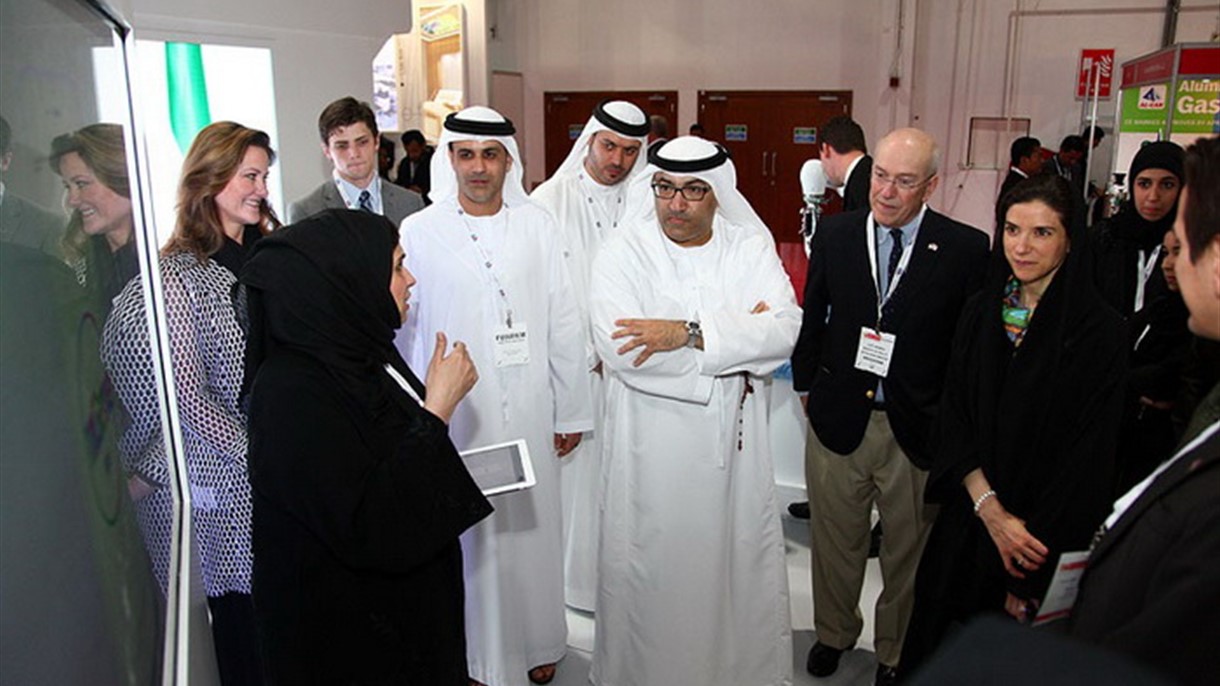 تعزيز قدرات قطاع الصحة في دبي بالتعاون والتنسيق مع شركاء عالمين