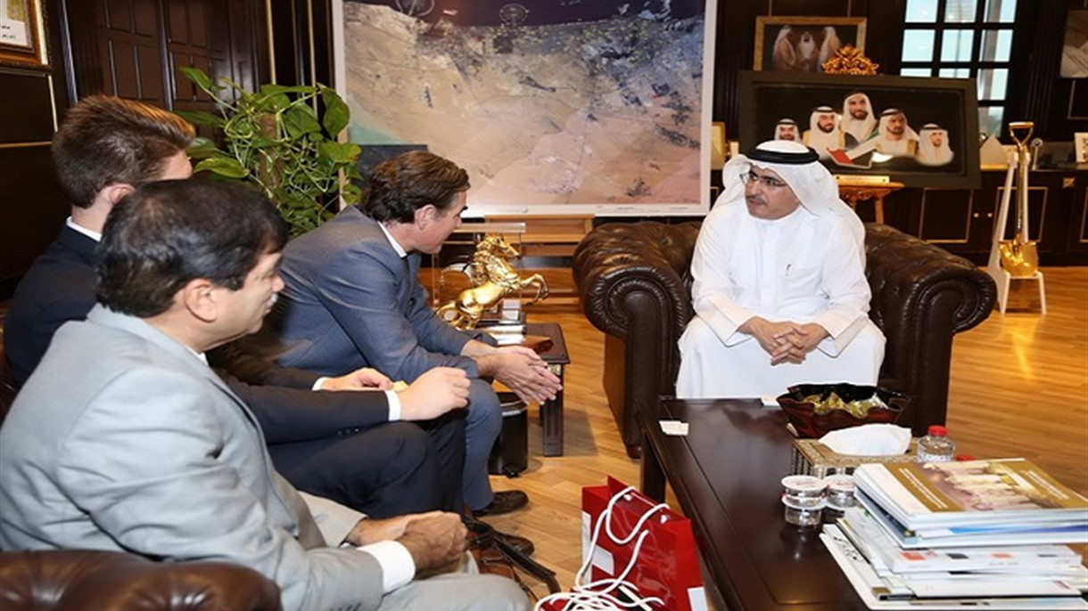 لقاء ضم سعادة سعيد محمد الطاير وقنصل عام سويسرا في دبي