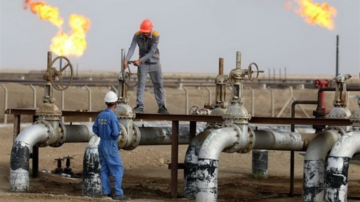 أسعار النفط قرب أعلى مستوياتها في 3 سنوات