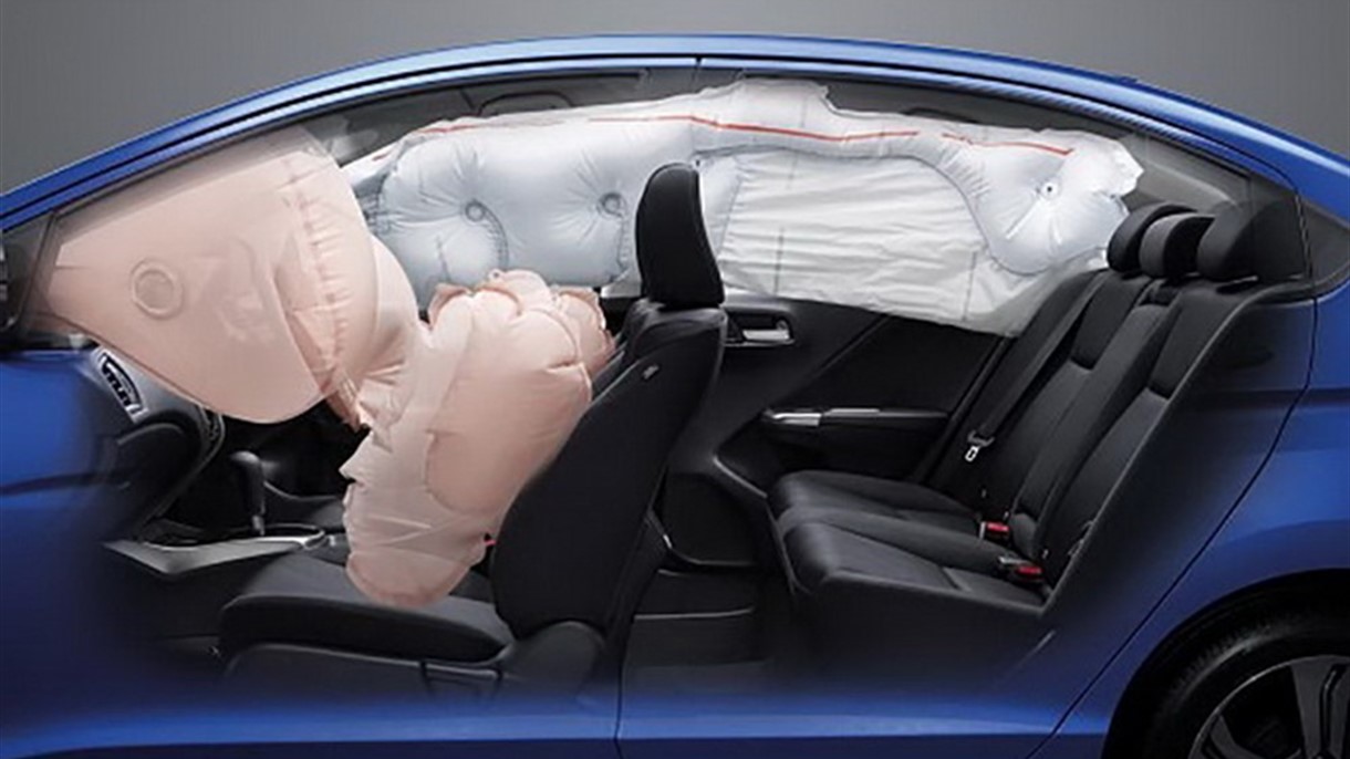 Airbag ينفجر ويقتل اربعة اشخاص بدل ان يحميهم