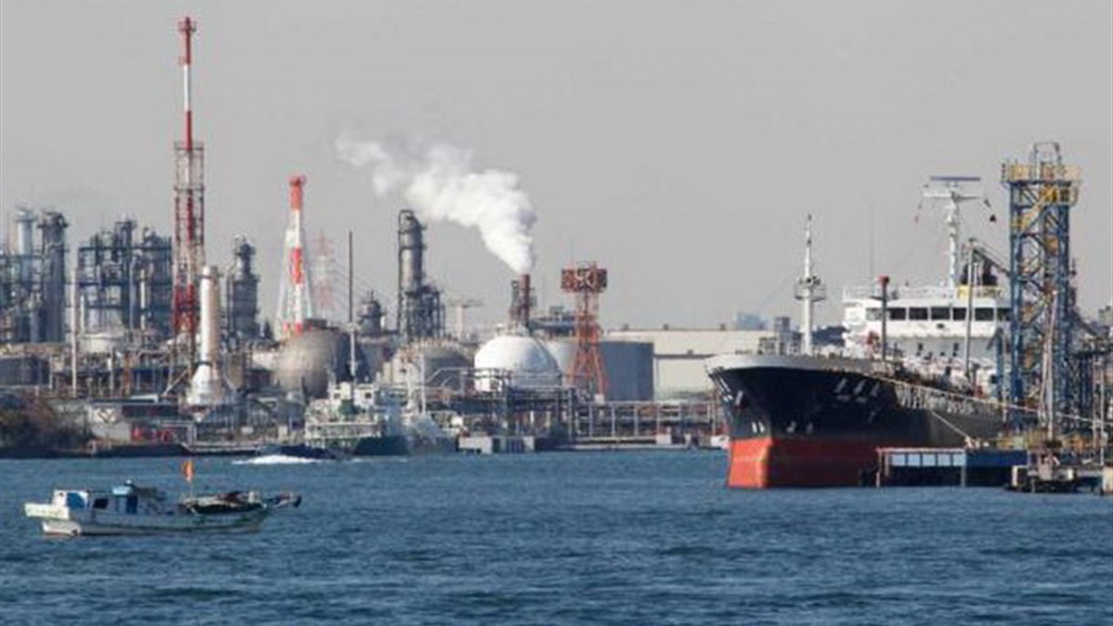 اليابان ترحّب بهبوط النفط