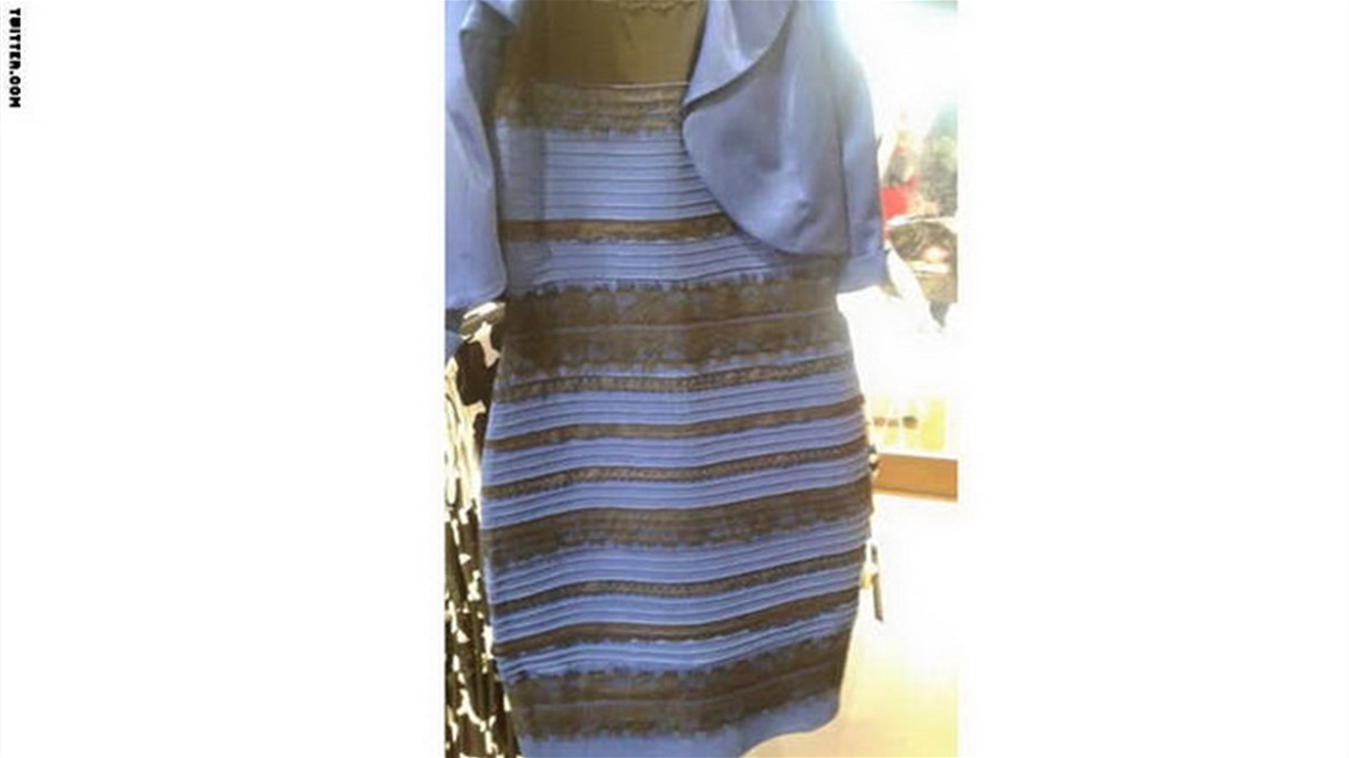 لهذا السبب اختلفوا على تحديد لون الفستان
