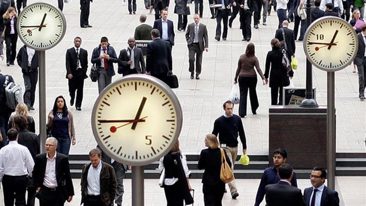 انخفاض عدد العاطلين عن العمل في بريطانيا