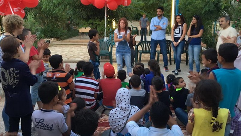 بنك مصر لبنان يقيم إفطارا للاطفال العاملين في الشوارع