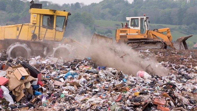 حرق النفايات في لبنان وراء عدة أمراض